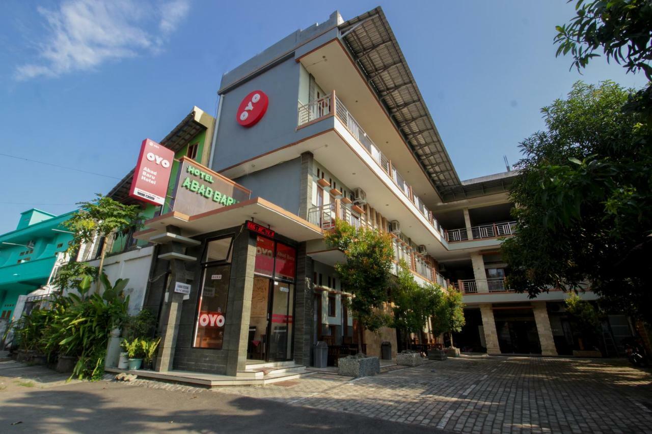 Oyo 820 Abad Baru Hotel Пангандаран Екстериор снимка