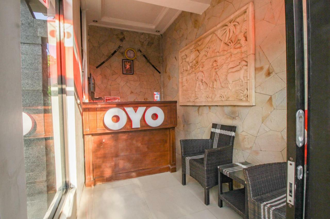 Oyo 820 Abad Baru Hotel Пангандаран Екстериор снимка